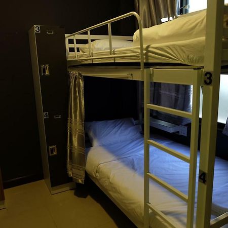 Mahannop Hostel Bangkok Exterior photo